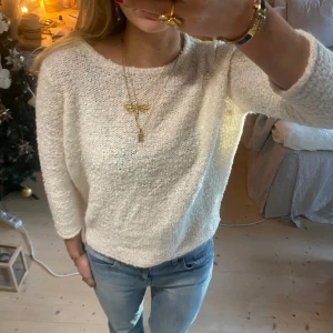 Tröja - SUPER SNYGG, tryck gärna köp nu!!