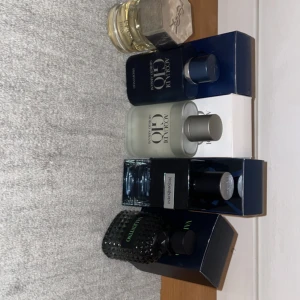 Parfym sample - Hej, säljer 5ml sample av parfymerna ovan. Pris på förfrågan! Postas med PostNord eller Instabox! Tveka inte att höra av dig vid minsta fundering💯🤝
