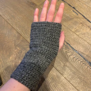 Fingerlösa handskar - Handgjorda