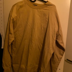 Basic bomullstopp - Bomulltröja som ej passar längre