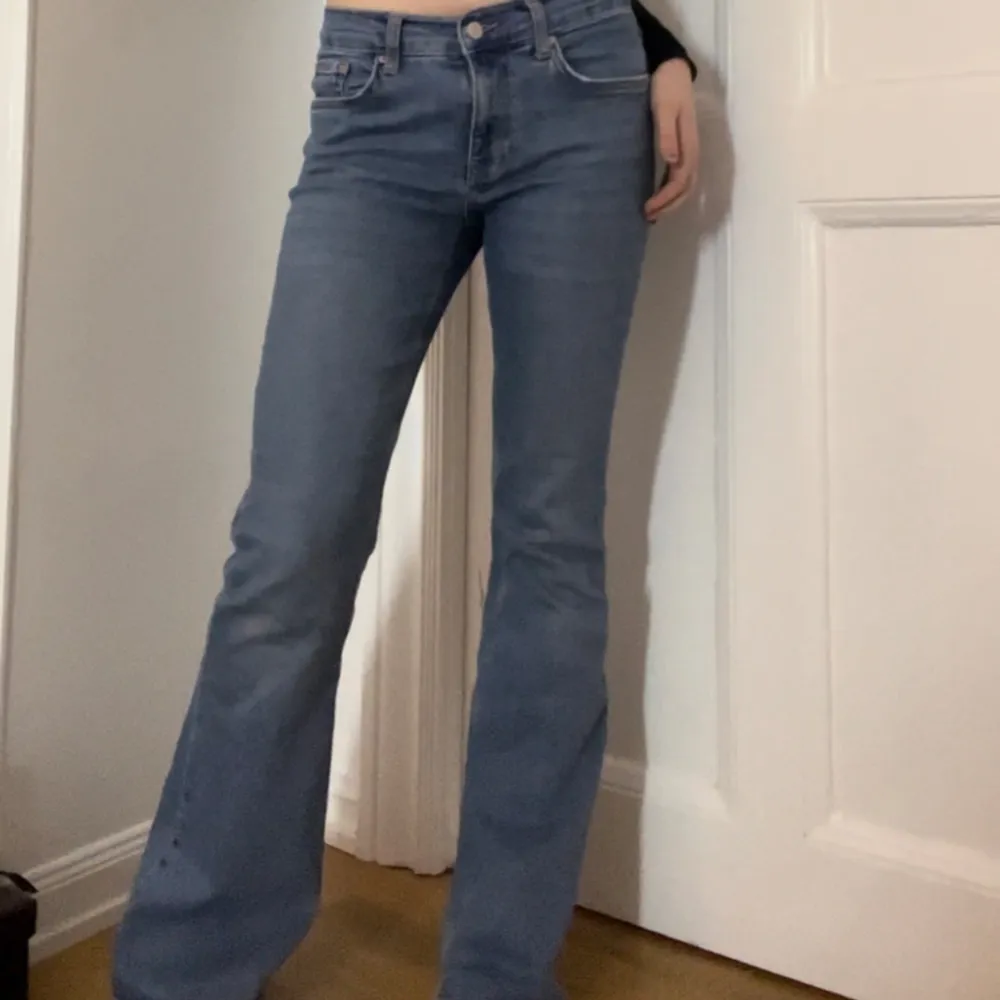 Jeans från Gina i storlek 36, perfekt skick!. Jeans & Byxor.