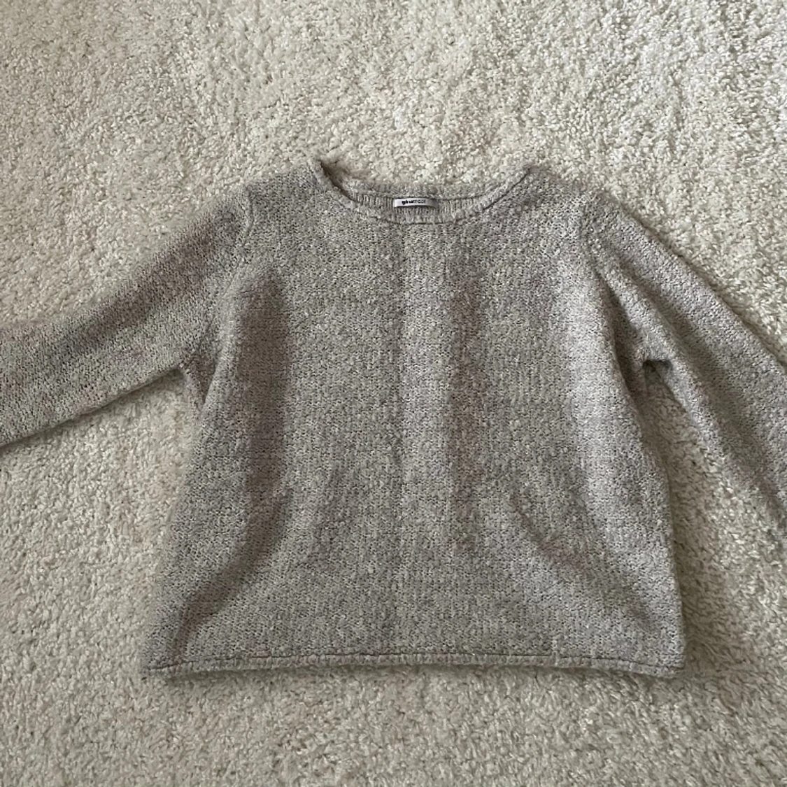 Beige stickad tröja - 91