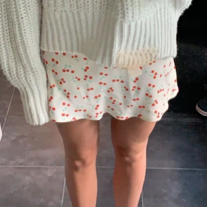 Minikjol  - Super söt kjol från zara köpt 2021