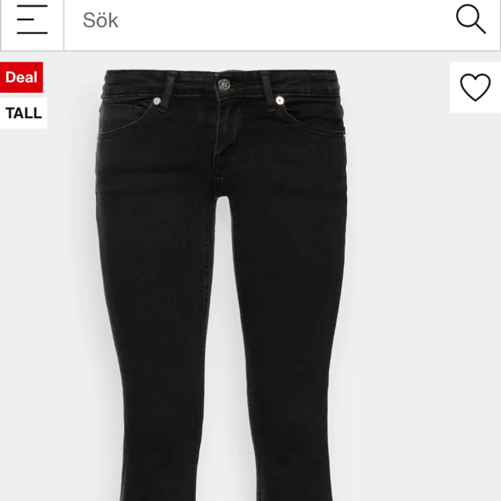 Funderar på att sälja mina only jeans skriv jag ni kan ge för dom💗. Jeans & Byxor.