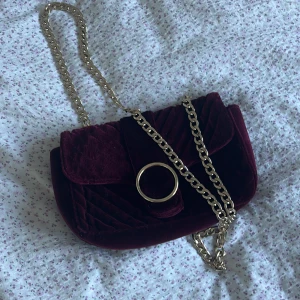 Vintage väska  - Vintage/y2k väska från Gina Tricot, aldrig använd 💕