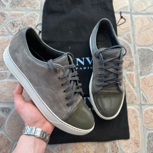 Lanvin Skor - Säljer dessa sjukt feta lanvin skor i storlek 42 (UK8) | Skick 8/10 | 2st dustbags följer med | Hör av dig för fler bilder eller om du har någon fundering