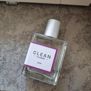 Clean parfym  - Använd men mycket kvar, ca 4/5