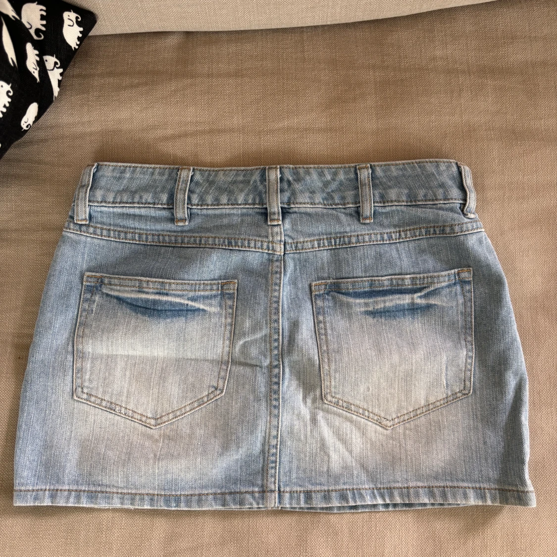 Lågmidjad jeanskjol - 90