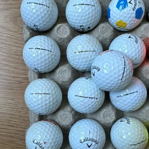16st Callaway Chromesoft och Chromesoft X - 4st Chromesoft x 12st Chromesoft   Skriv om du har några frågor och funderingar!