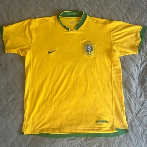Brasilien fotbollströja 2006 - Nyskick Storlek xl