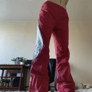 Kappa byxor  - Byxor från kappa, bra skick Passar S och M, innerbensmåttet 84cm,  Midjemåttet 37cm 