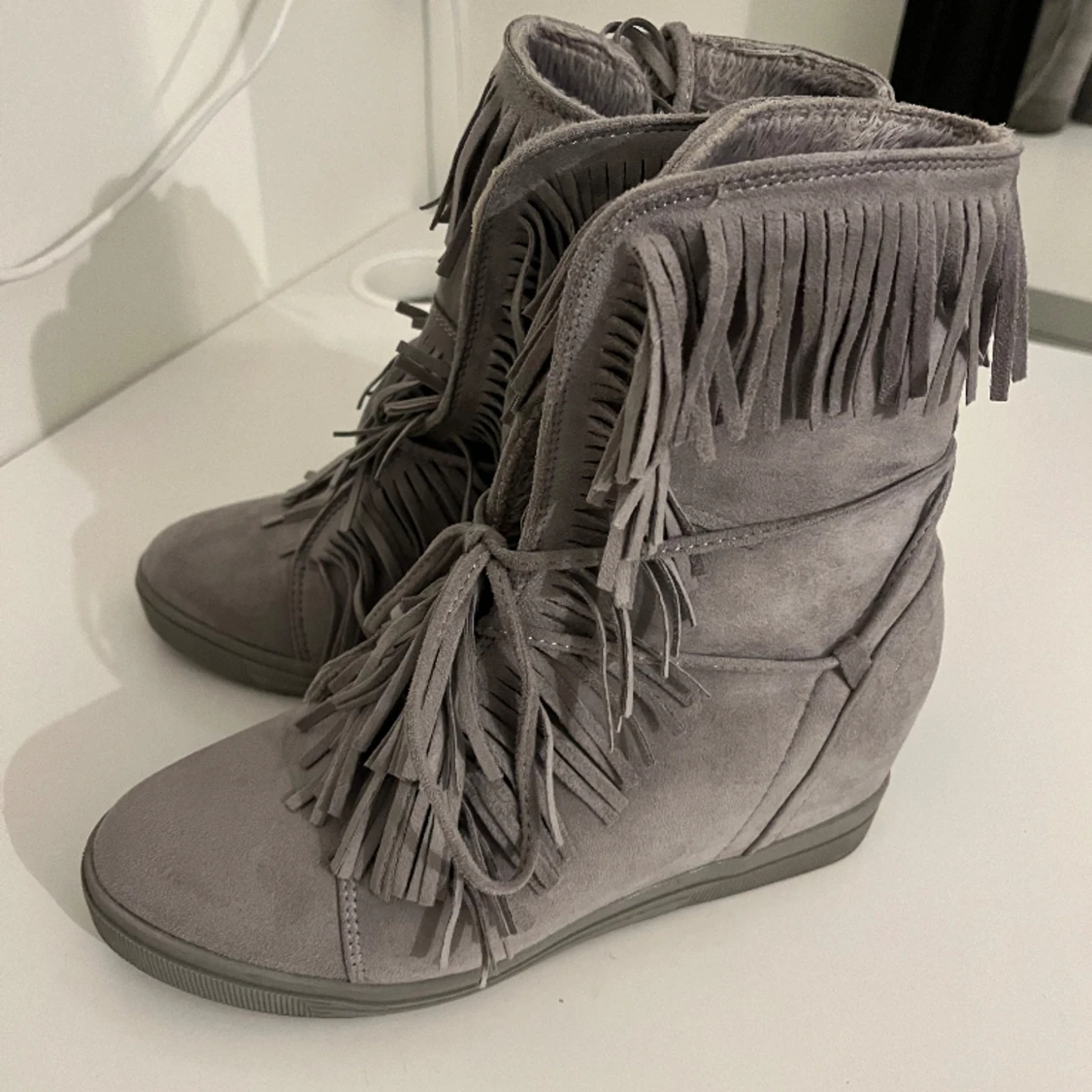 Skor med fransar - 90