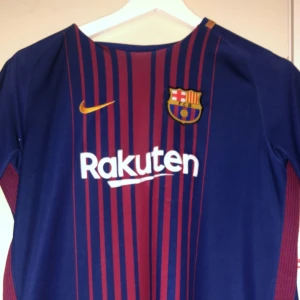 Barcelona tröja  - Den är i gott skick 