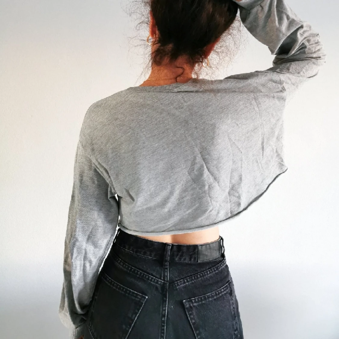 Grå cropped sweatshirt stl S - 91
