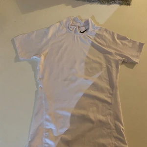 Nike Compression shirt  - Nyskick storlek S
