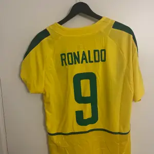 Ronaldo Nazario/R9 Brasilien tröja! Helt ny 