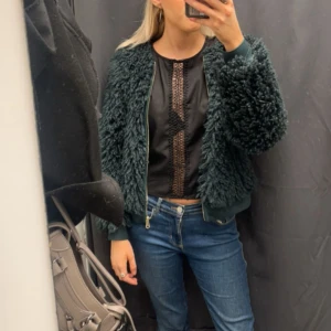 Pälsjacka - En pälsjacka från Veromoda i storlek S