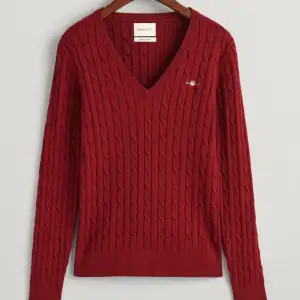 Stickad v-ringad tröja från Gant i storlek xs❤️ Nypris 1400 säljer för 300 