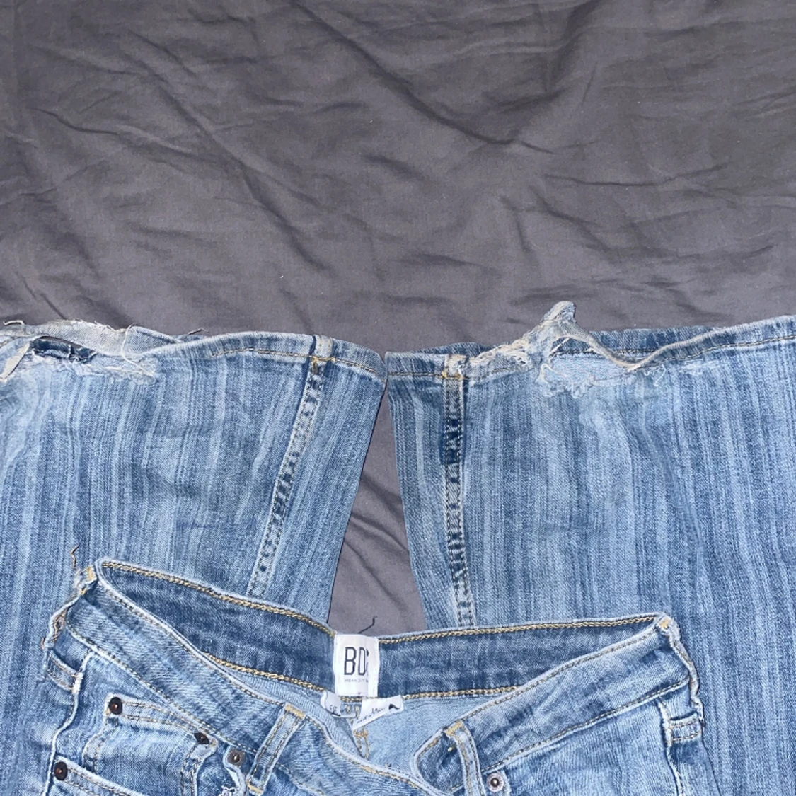 Bootcut jeans från Urban outfitters - 91