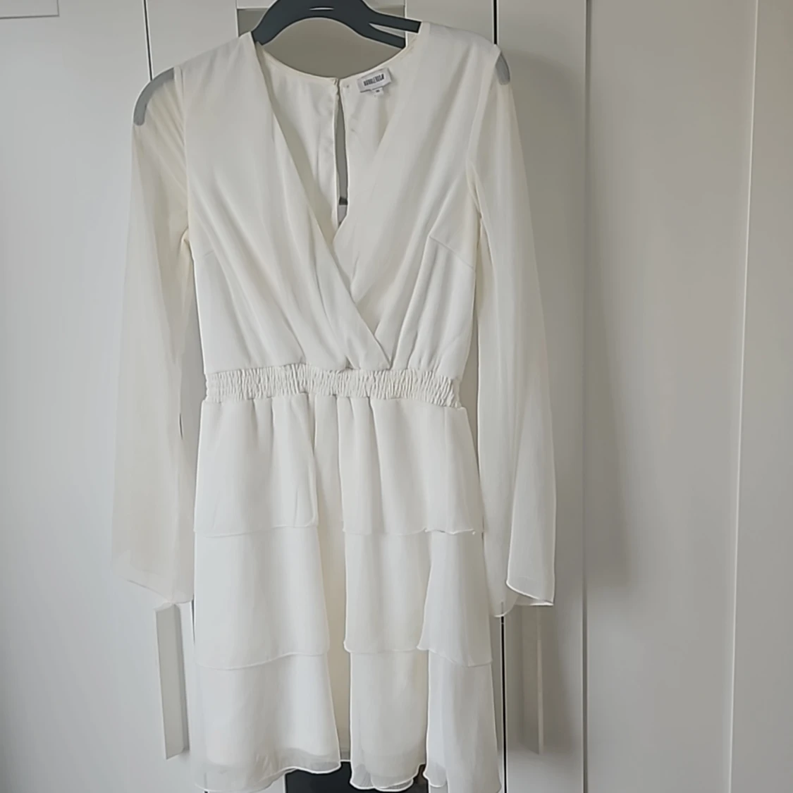 Vit studentklänning