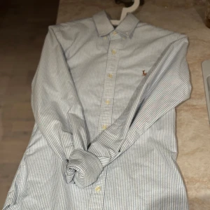 Ralph Lauren skjorta - Ralph Lauren skjorta Bomull Slim fit M Cond; 10/10 Nypris; 1700/1800 