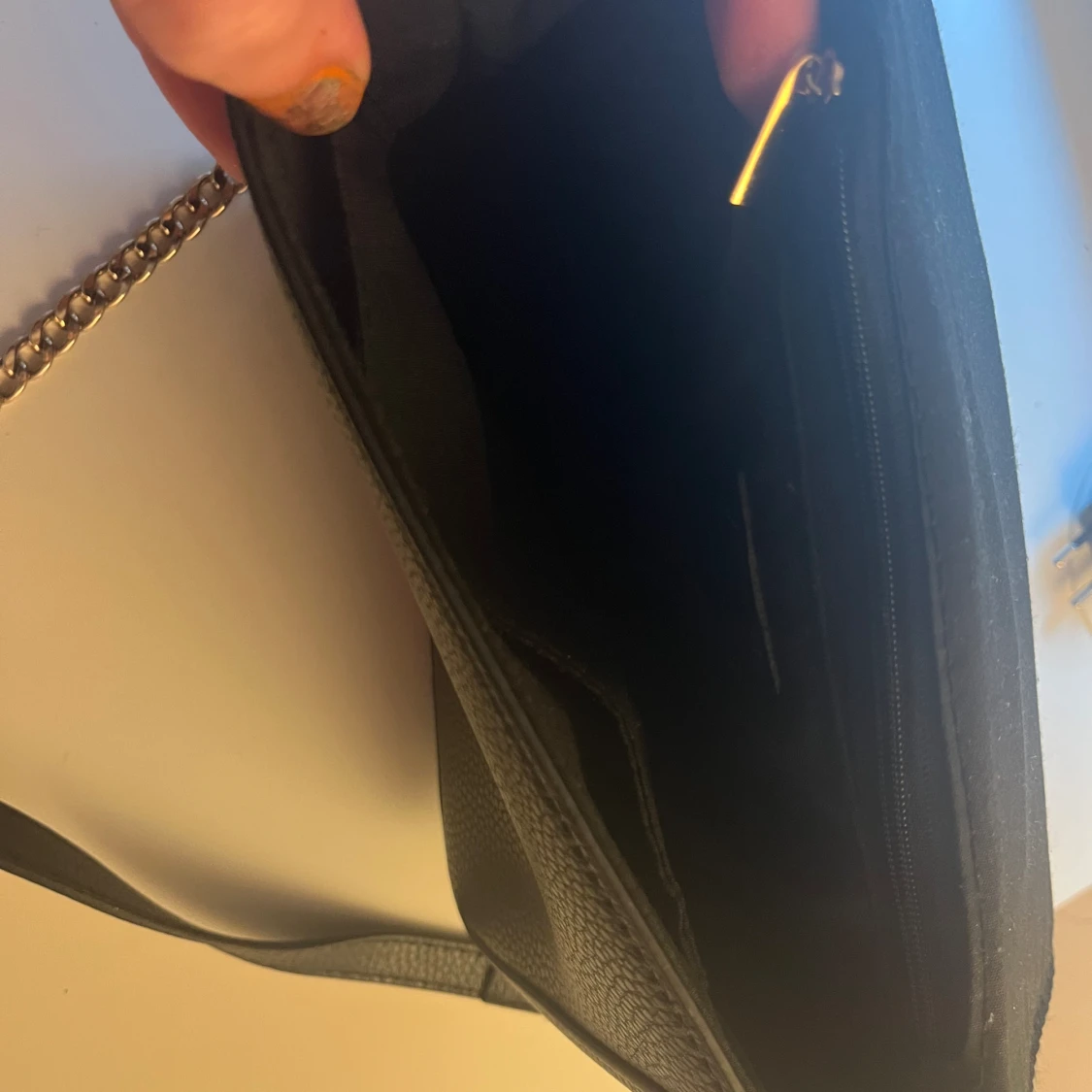 Svart axelväska - 92