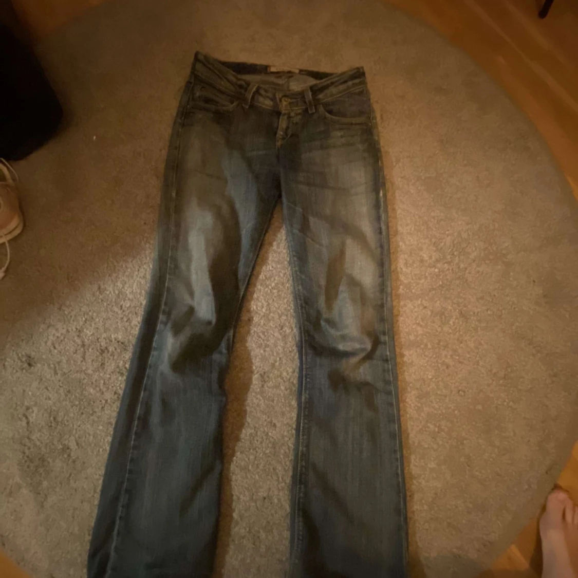 LÅGMIDJADE BOOTCUT