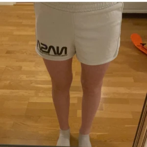  NASA shorts -  Bra skick av några gånger bara några små fläckar på rumpa 