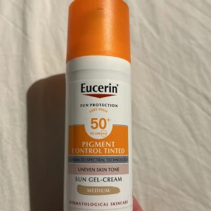 Solkräm oanvänd  - oanvänd solkräm ifrån märket Eucerin. Nypris ~230 kronor, mitt pris 20 kronor , oanvänd och i färgen medium 