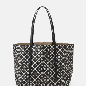 Säljer denna by malene birger väska.  - Väskan är helt ny och inte använd alls. Säljer pga jag hittade en annan väska jag vill ha