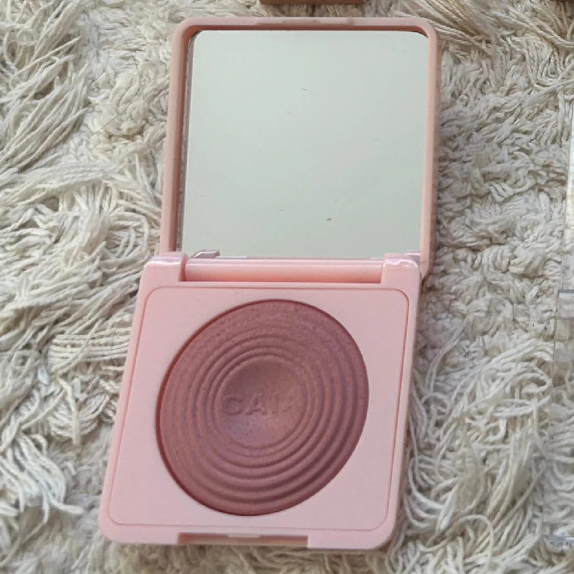 Rasberry passion Glow blush CAIA