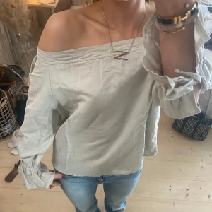 Tröja - SUPER snygg!!