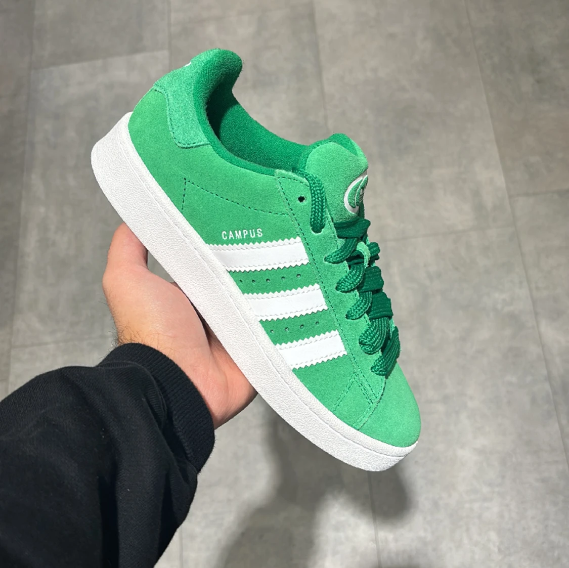 Adidas Campus 00s