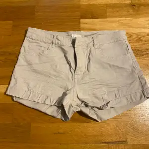 Shorts från H&M i storlek S (36) gott skick!