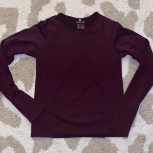 H&M sport Move träningströja - H&M sport Move tröja