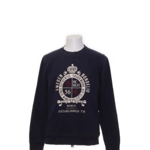 Bondelid crewneck - Skick 9/10 Väldigt snygg  Ställ vilka frågor som helst