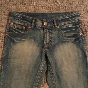 Sååå snygga jeans - Jätte fina jeans från replay vintage! Jätte fina men säljer för de va för små❤️köpt second hand!