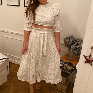 Sommar sett - Jättefin sommar topp + kjol som passar bra till sommar avslutning ❤️ 