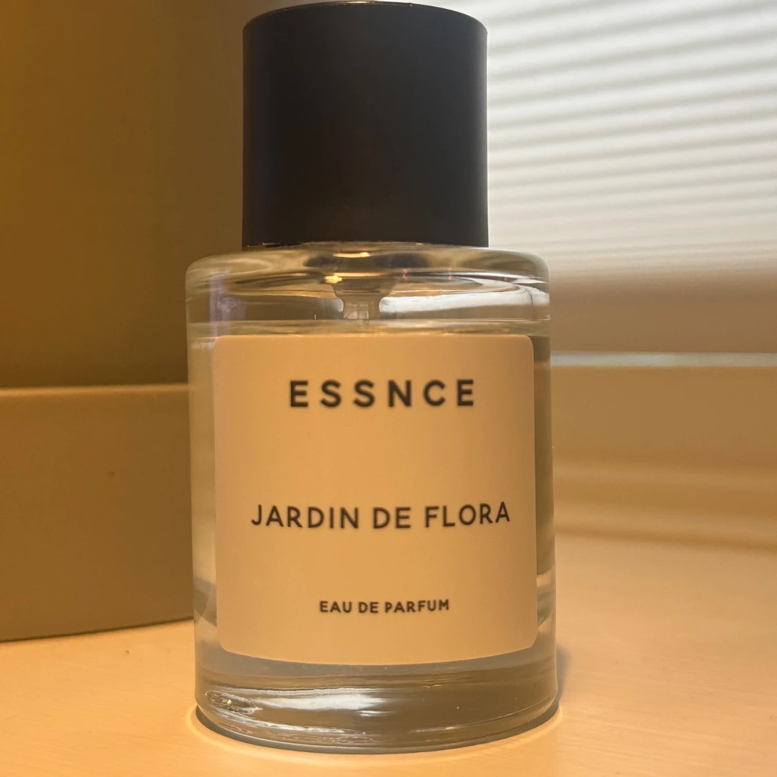 Essnce parfym jardin de flora