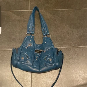 Jättefin handväska - En fin och sparsamt använd handväska 🥰