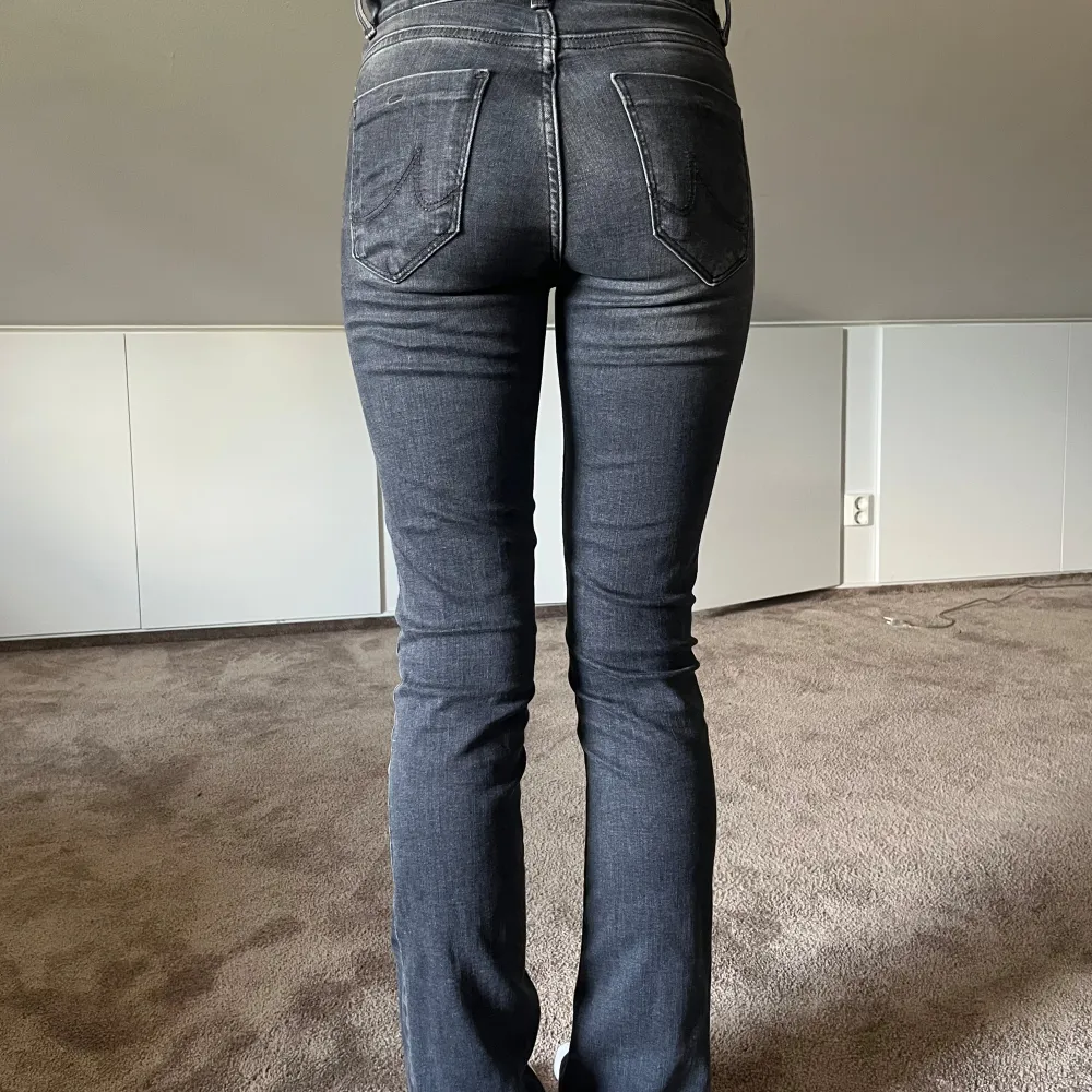 LTB jeans, lite korta på mig som är runt 163 men annars mycket sparsamt använda. . Jeans & Byxor.