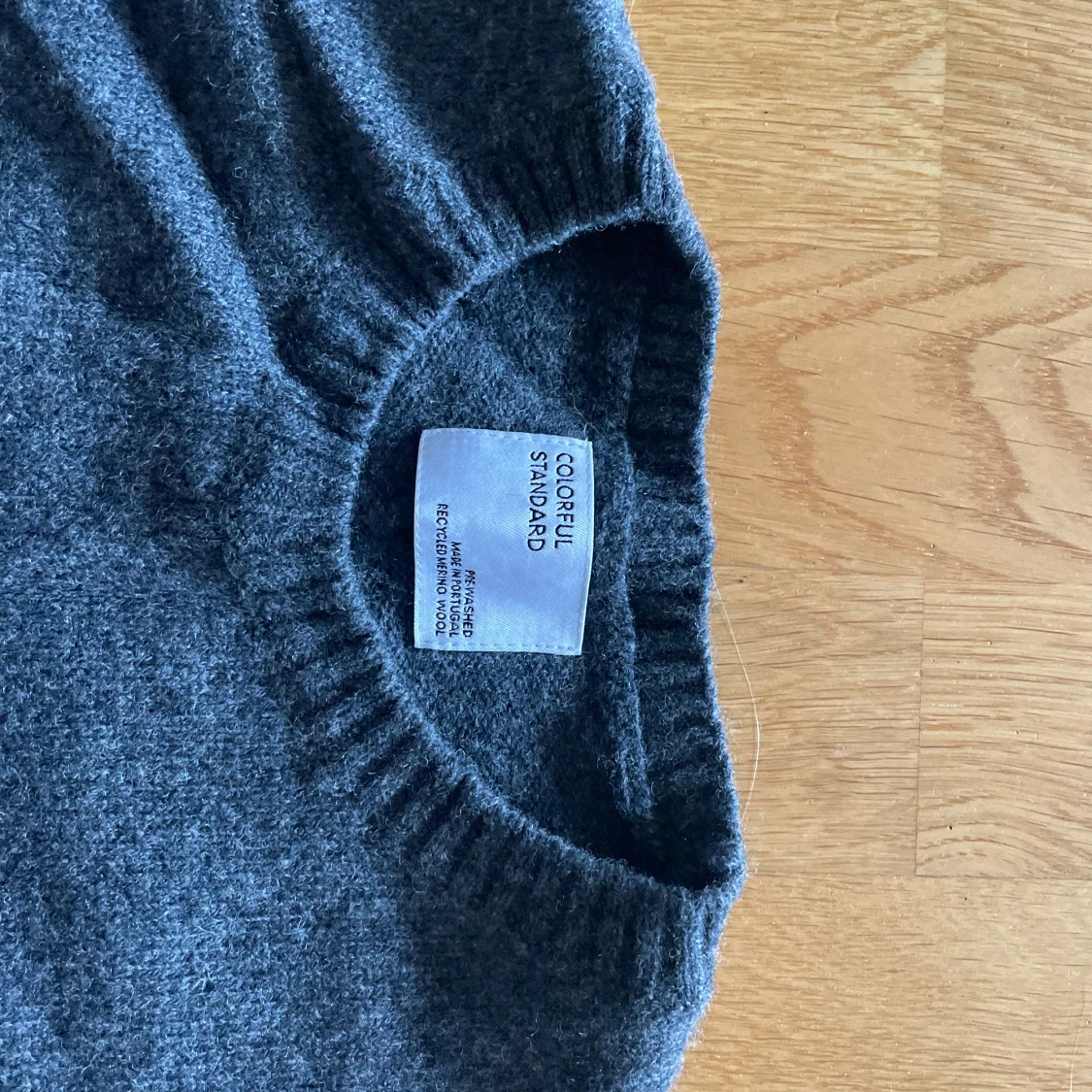 Cororful standard sweatshirt S