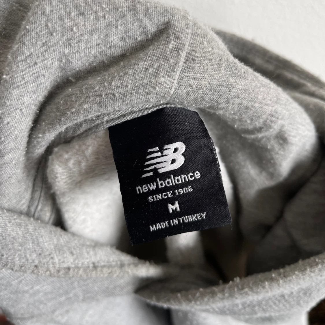 Grå new balance hoodie - 91