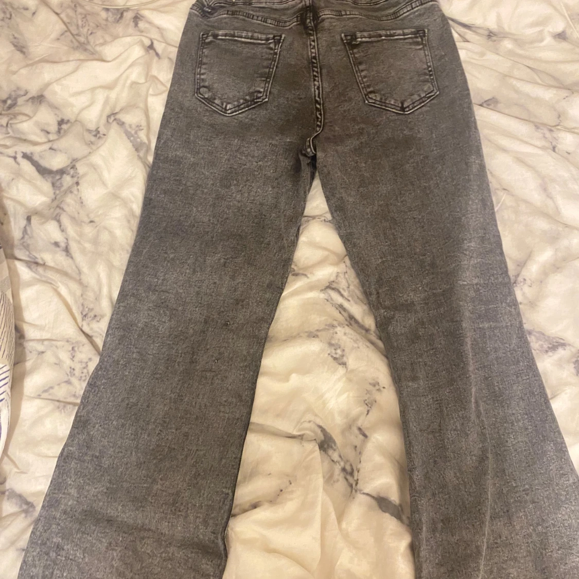 Gråa bootcut jeans - 90