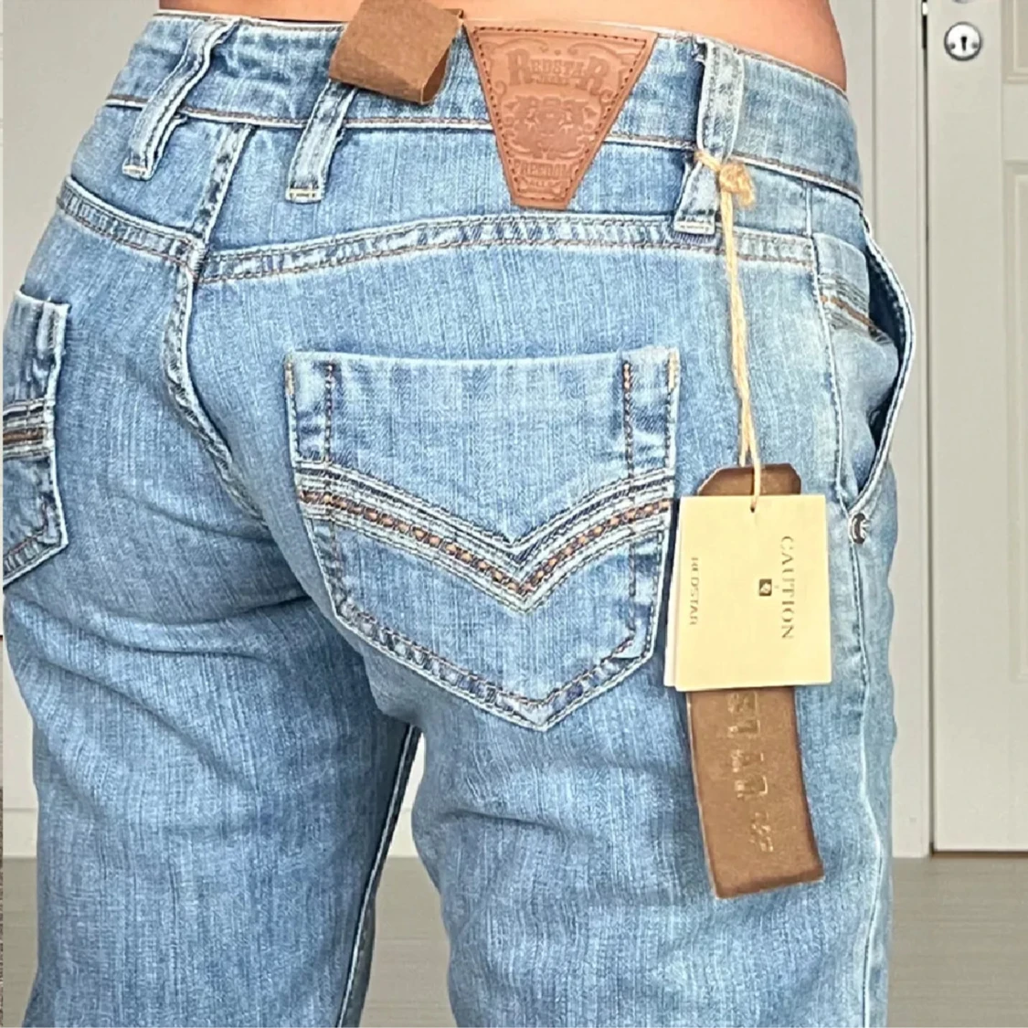 Snygga lågmidjade jeans  - 91