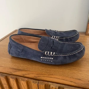 Ralph lauren loafers - Ralph Lauren mockasiner i riktogt bra skick ~ 9/10 | skicket ser bättre ut irl | 4 dobbar borta sammanlagt | Storlek 43 / Mvh