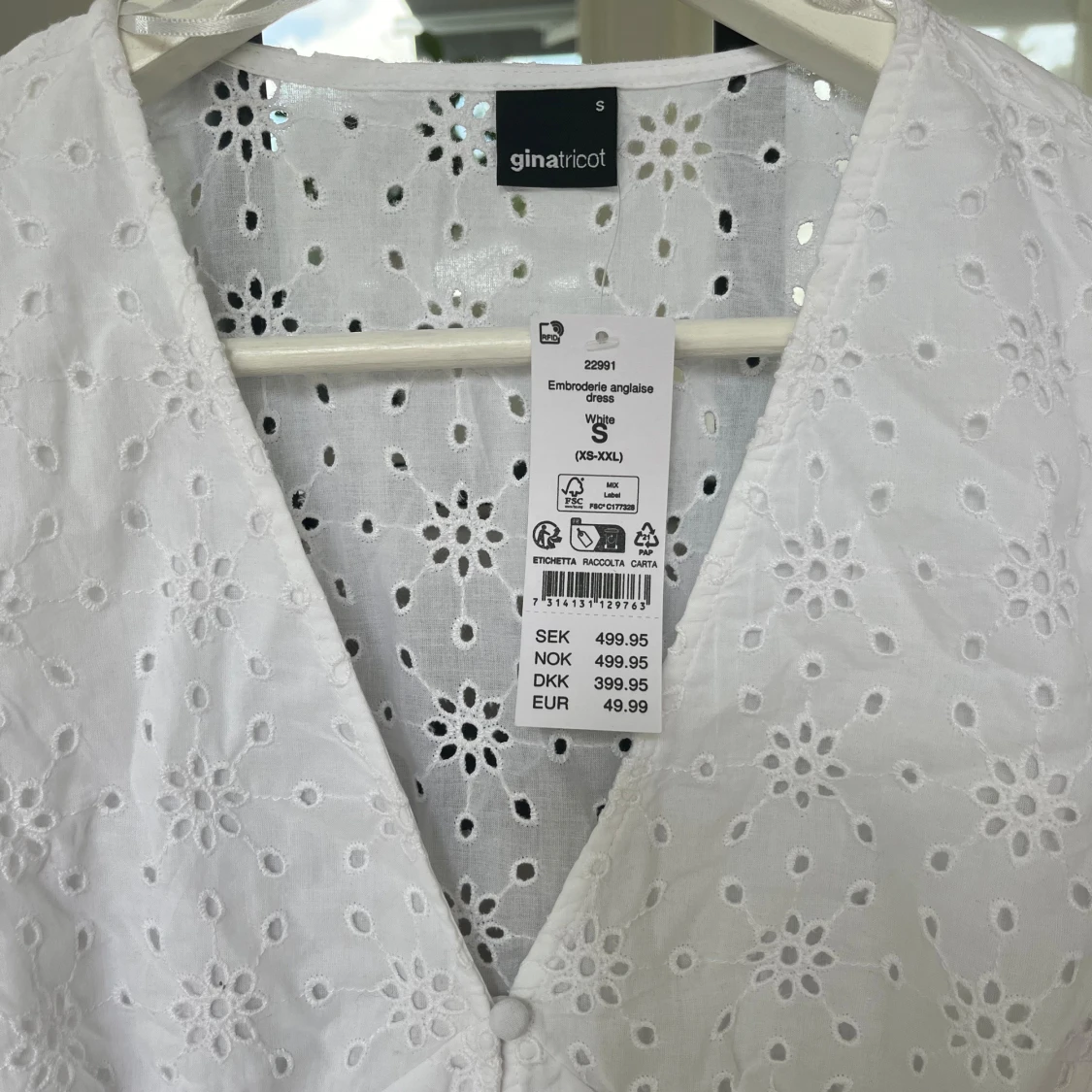 Vit sommarklänning  - 90