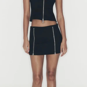 Tröja - Säljer denna fina topp, aldrig använd då jag inte känner att den passar riktigt mig