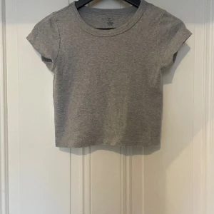 Brandy melville tröja - bra skick, inga defekter