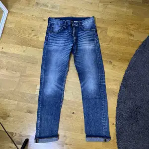Jeans från hm storlek 158 fint skick!